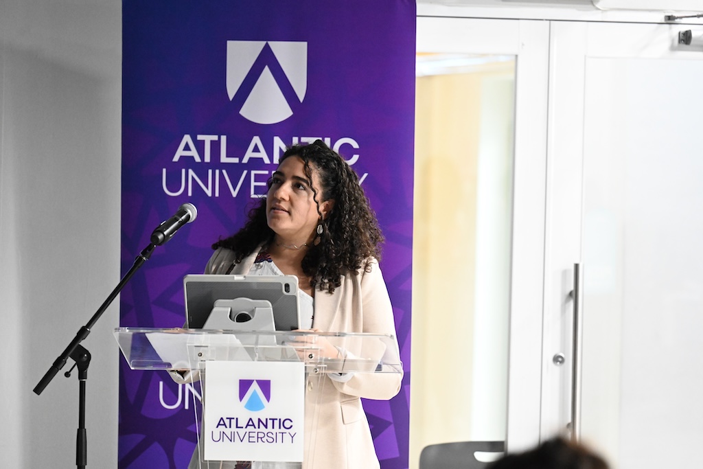 2026 02 18 Presentación cúspide de maestría – DSC_6493